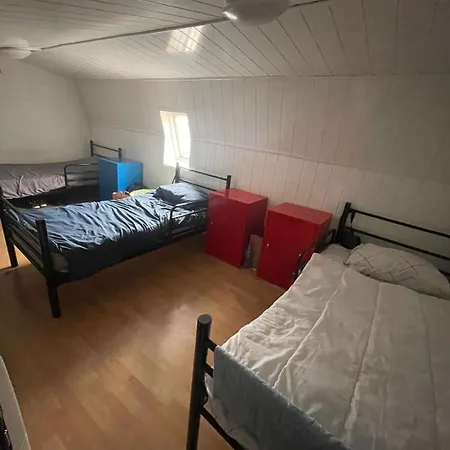 Eden Life Hostel *