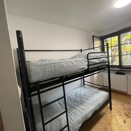 Eden Life Hostel *