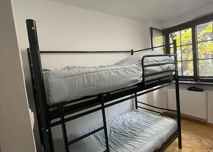 Eden Life Vandrerhjem *